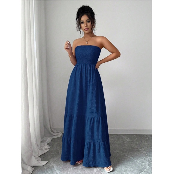 Strapless Maxi Dress Long Blue Shirred Top Flared - Picture 4 of 8